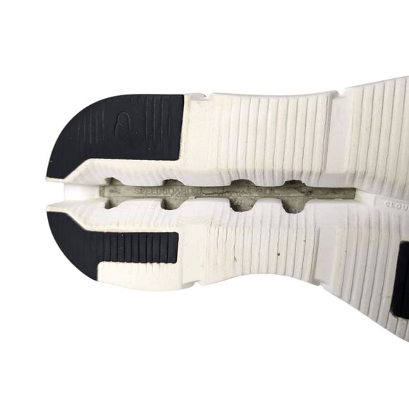 ON RUNNING Cloudnova 'Eclipse Meadow Green' Running Shoes Size 8.5 - Picture 14 of 14